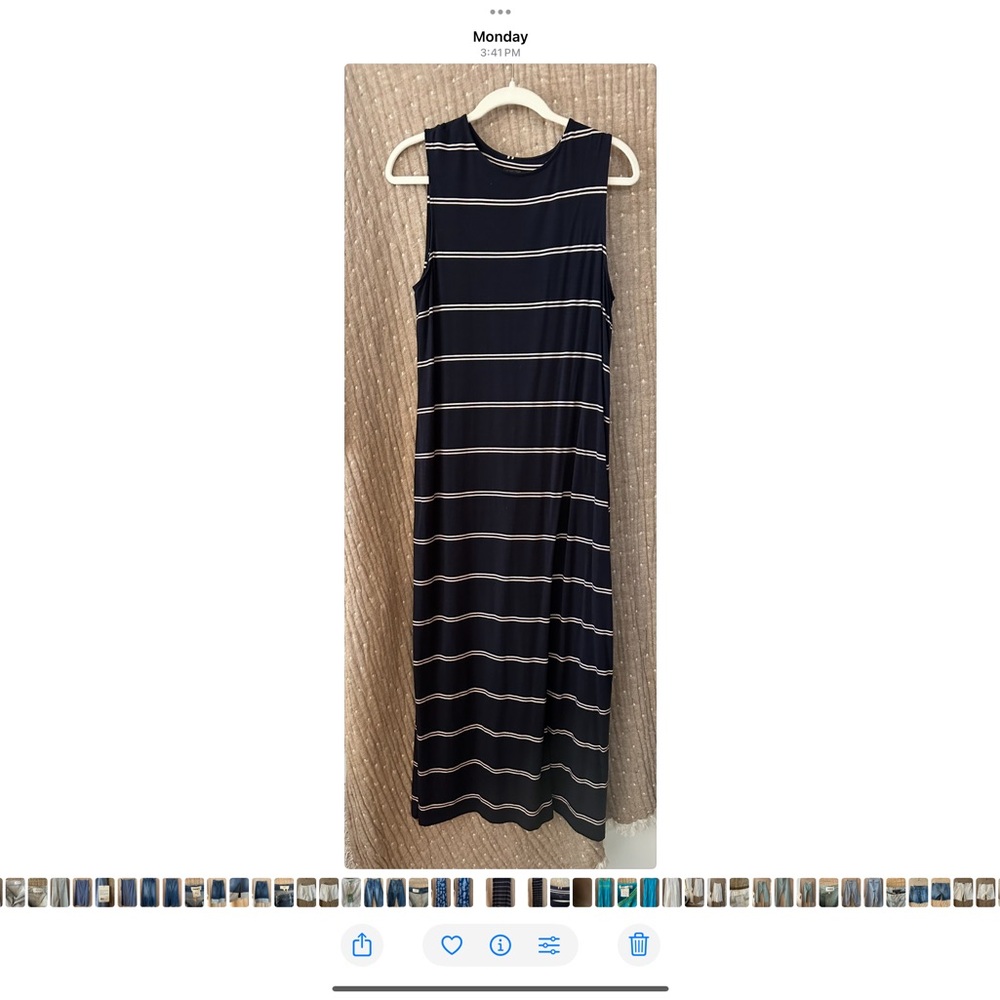 Garnet HIll Navy Striped Sleeveless Dress